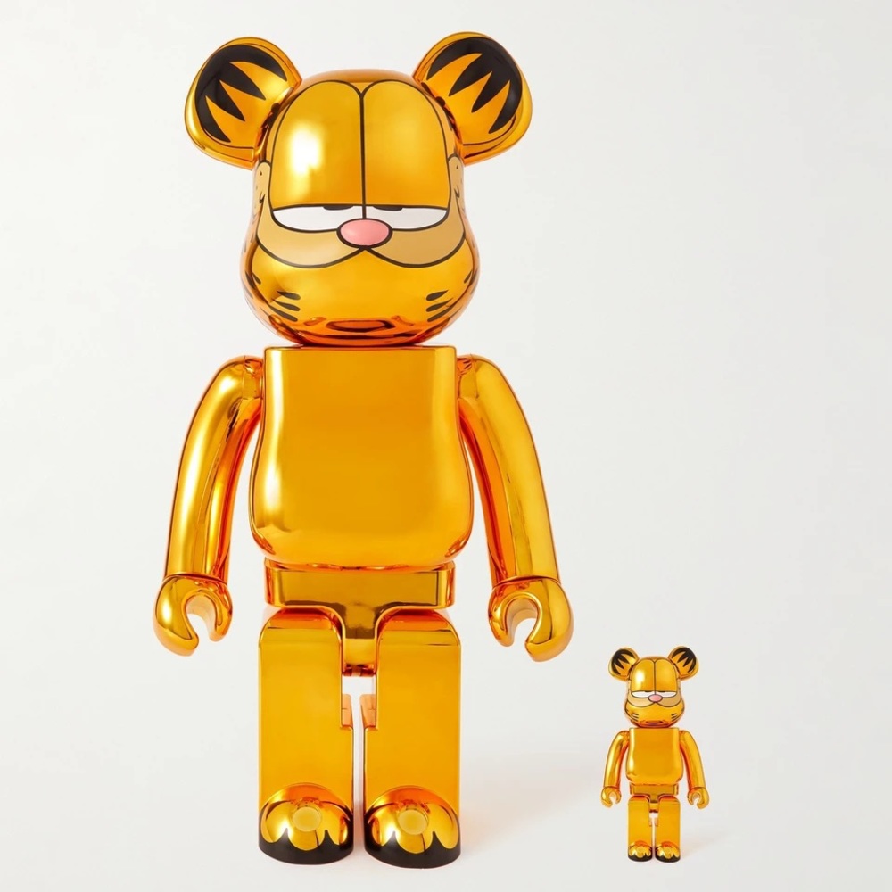 BE@RBRICK + Garfield 100% + 400% Printed Metallic PVC Figurine Set
